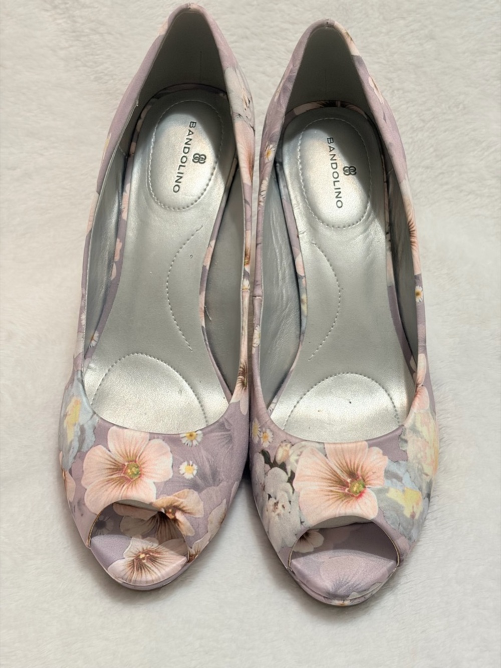 Peep-Toe Floral High Heels in Lavender/Gray - Picture 3 of 6